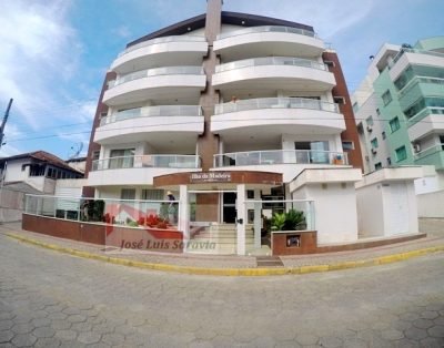 JL-IM102 Departamento con 3 habitaciones ubicado a 150 metros del mar en Bombas