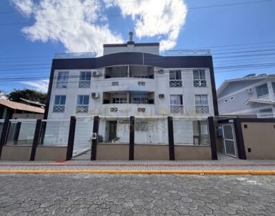 CR-033 Departamento con 2 habitaciones a 250 metros del mar en Bombas