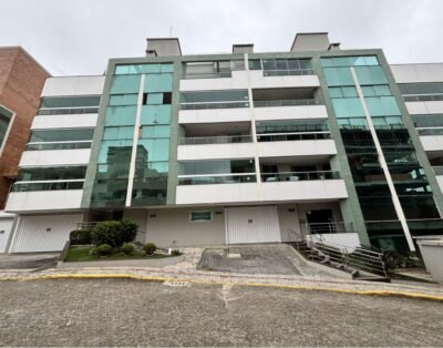 CR-034 Departamento de 3 habitaciones a 80 metros del mar en Bombas