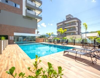 C8-604 Departamento de 2 dormitorios con piscina a 200 metros del mar en Bombas