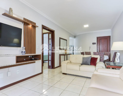 LI-964 Departamento de 2 habitaciones a 50 metros del mar en Bombinhas