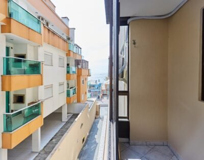 LI-945 Departamento de 2 habitaciones a 50 metros del mar en Bombinhas