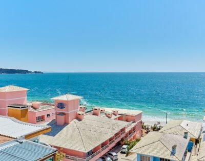 LI-966 Departamento con 4 habitaciones y piscina a 50 metros del mar en Bombinhas