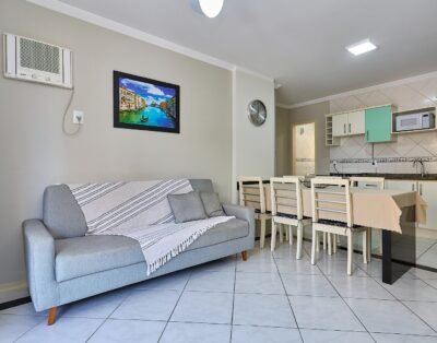 LI-1138 Departamento de 2 habitaciones a 70 metros del mar en Bombinhas