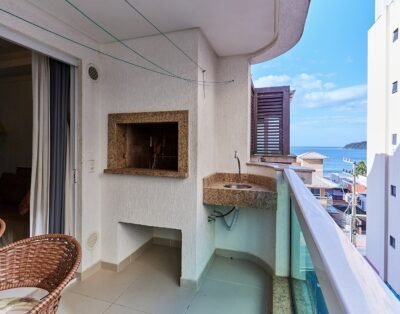 LI-1054 Departamento de 2 habitaciones a 50 metros del mar en Bombinhas